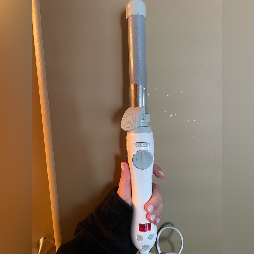 Beachwaver S1 1” Curler that spins itself - White